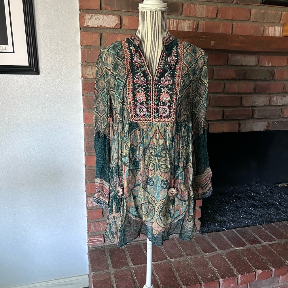 Soft Surroundings Emerald Shira Embroidered Floral Peasant Top Sz S - Picture 3 of 12